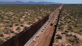 ABD ile Meksika arasındaki yeni sınır duvarının inşaatı devam ediyor