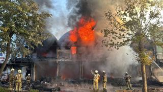 İSTOÇ Ticaret Merkezi'nde dükkan yangını: Çok sayıda iş yerine sıçradı