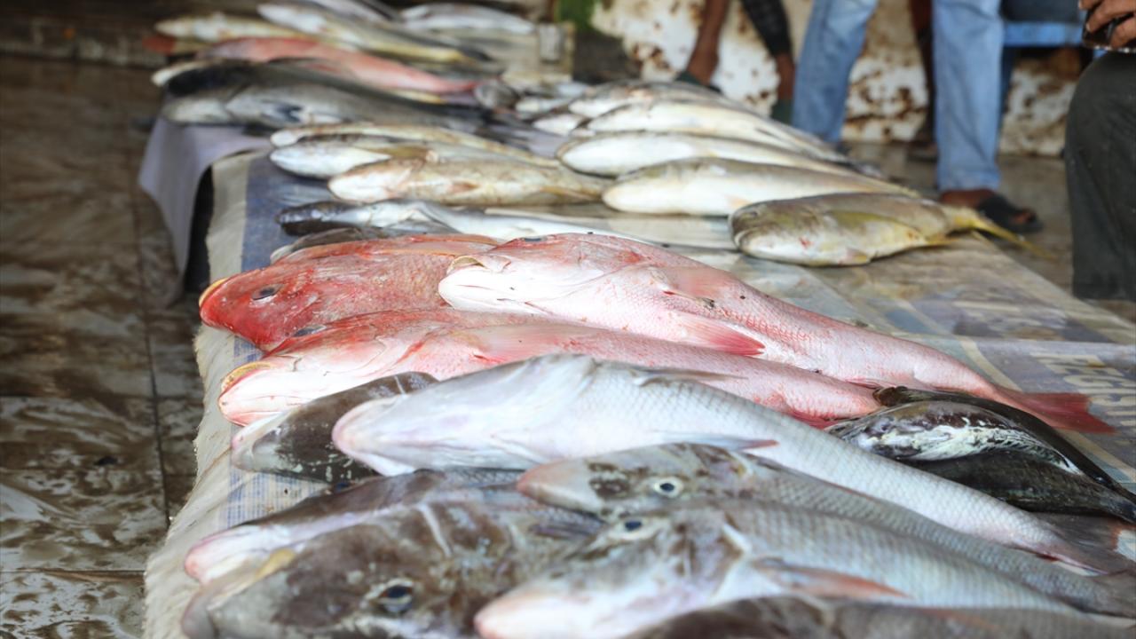 Hem alışveriş ve sosyalleşme alanı