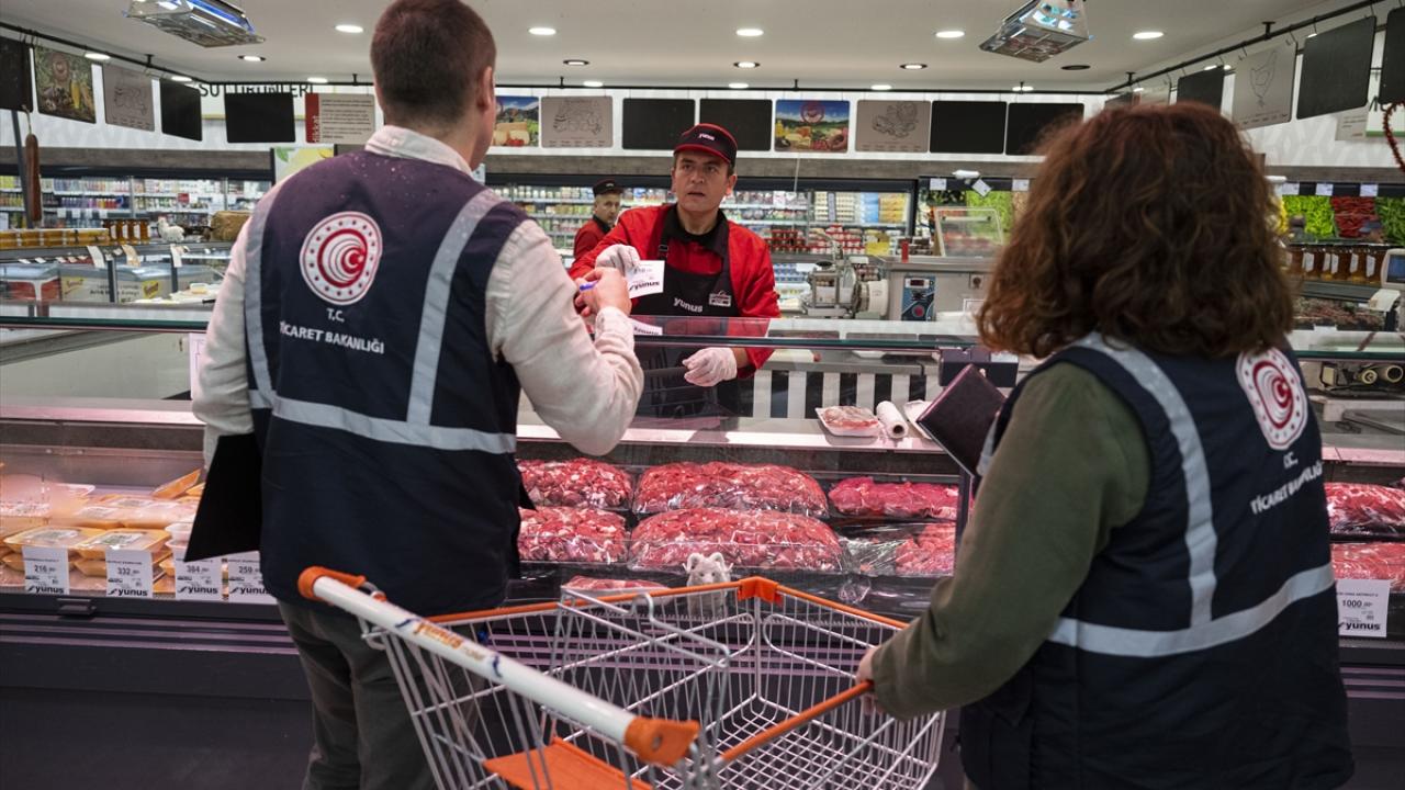 Ticaret Bakanlığı ekipleri başkentte market denetimi yaptı