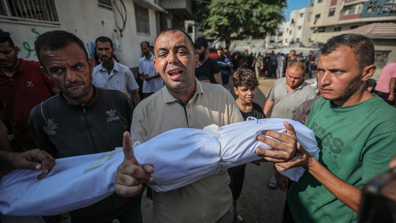 Soykırımcı İsrail’in Gazze’ye saldırılarında can kaybı 64 bin 756’ya çıktı