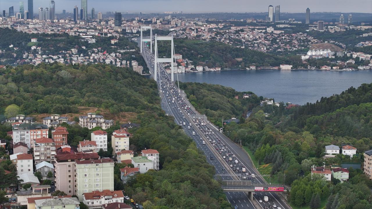 İstanbul'da okulların ilk gününde trafik yoğunluğu