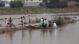Pakistan'ın Pencap eyaletinde seller nedeniyle yaklaşık 300 bin kişi tahliye edildi