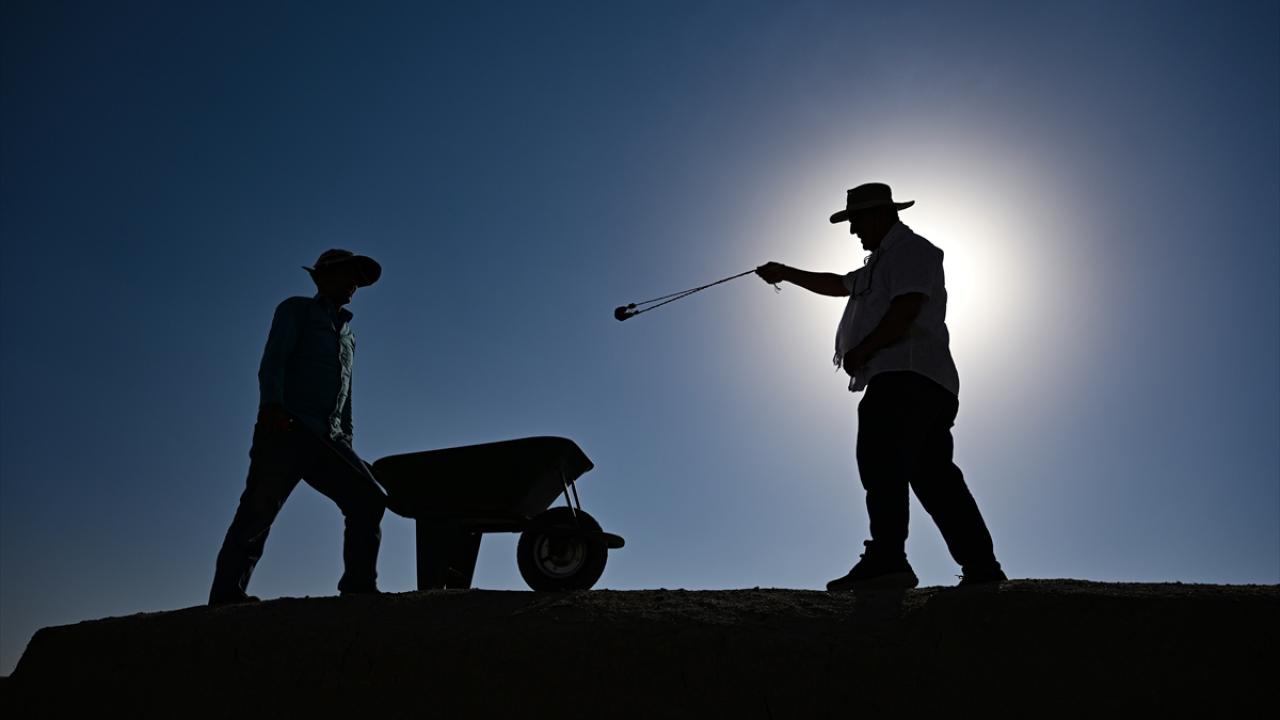 Çavuştepe Kalesi'nde savaşlarda kullanılan sapan taşları bulundu