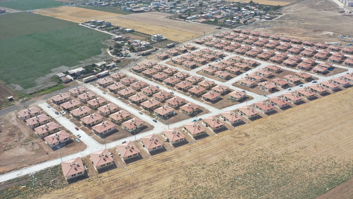 Türkiye'nin ilk 'kırsal uydu kenti' depremzedelerden tam not aldı