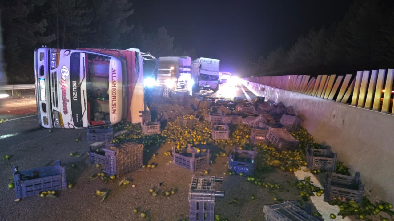 Adana’da zincirleme trafik kazası: 1 kişi ağır yaralandı