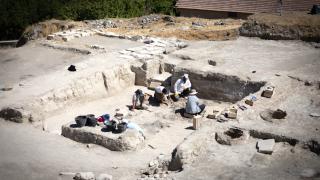 Arslantepe Höyüğü'nde 8 bin yıllık geçmişi işaret eden seramik küp parçaları bulundu