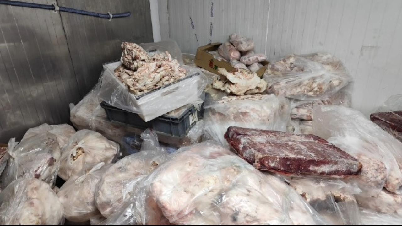 Ankara’da bozuk et ve tavuk tespit edilen 3 işletmenin faaliyeti durduruldu