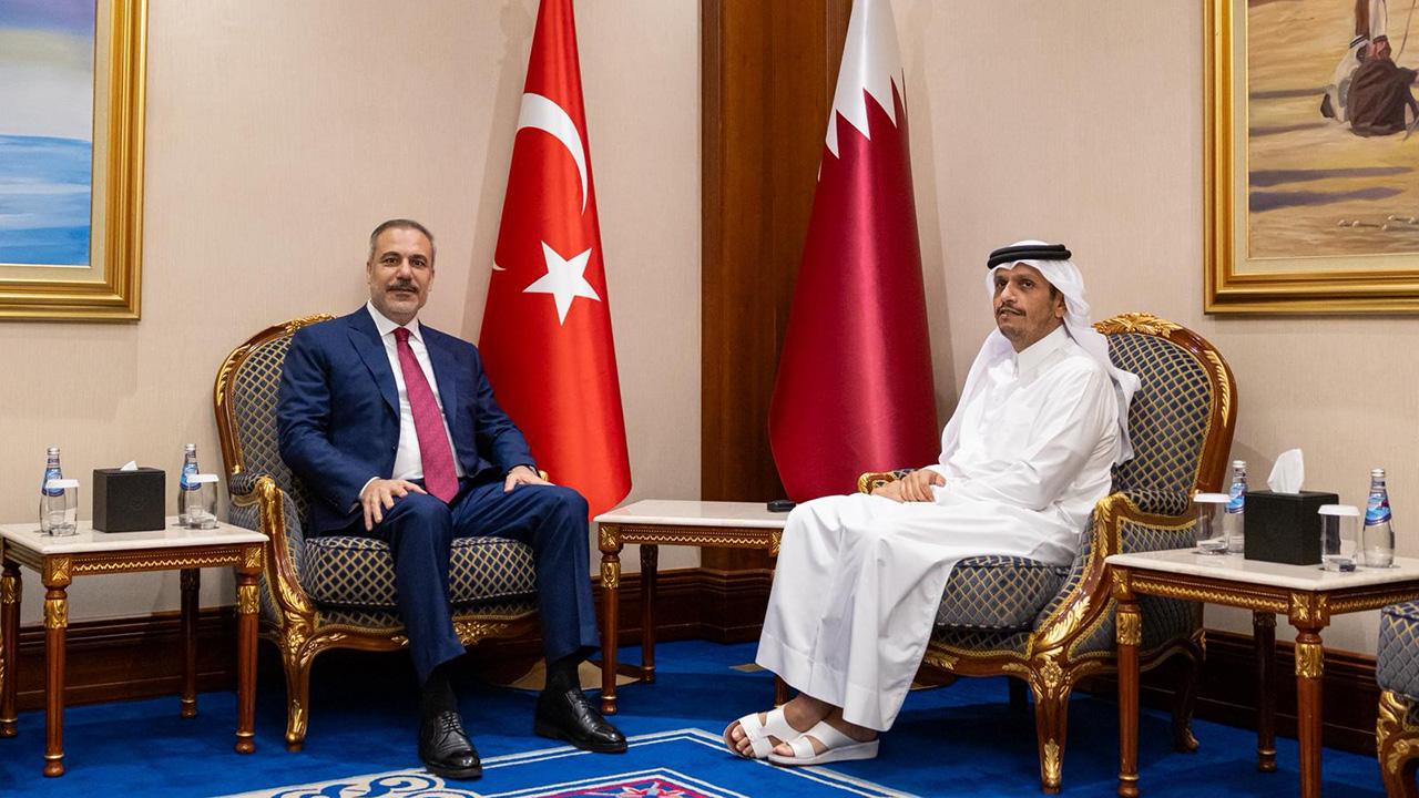 Bakan Fidan, Katar Başbakanı AlThani ile görüştü