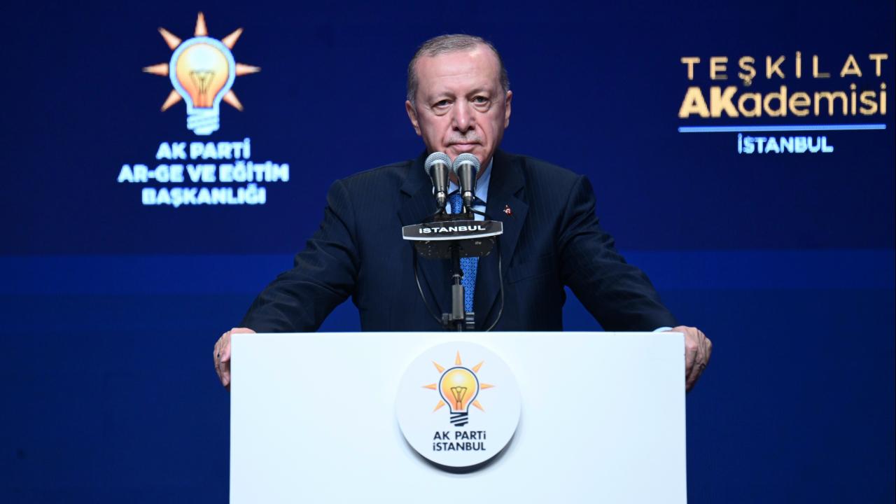 Erdoğan: Özgür Özel gitsin Managat’taki rüşvet külçelerini hesaplasın