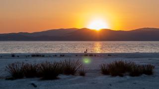 Salda Gölü'nde gün batımı