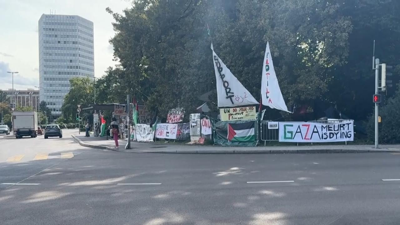 BM önünde çadır eylemi yapan Filistin destekçileri, Küresel Kararlılık Filosu'na koruma talep ediyor