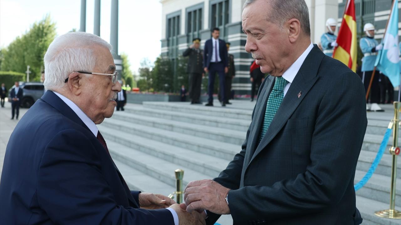 Cumhurbaşkanı Erdoğan, Filistin Devlet Başkanı Abbas ile görüştü