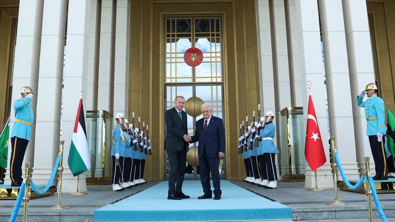 Cumhurbaşkanı Erdoğan, Filistin Devlet Başkanı Abbas ile görüştü