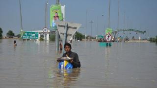Pakistan'da sel sonrası tahliye çalışmaları sürüyor