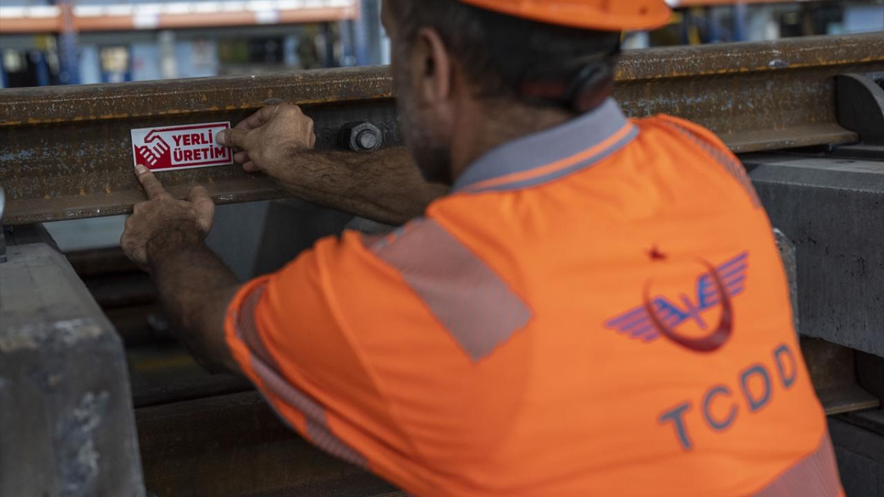 "Demir yollarında çalışmak bu ülkeye büyük bir hizmet"