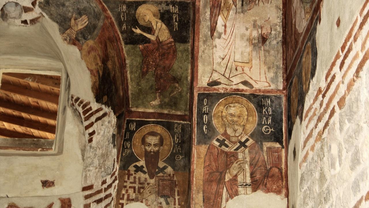 Farklı işlevler için kullanılan kilise restore edildi