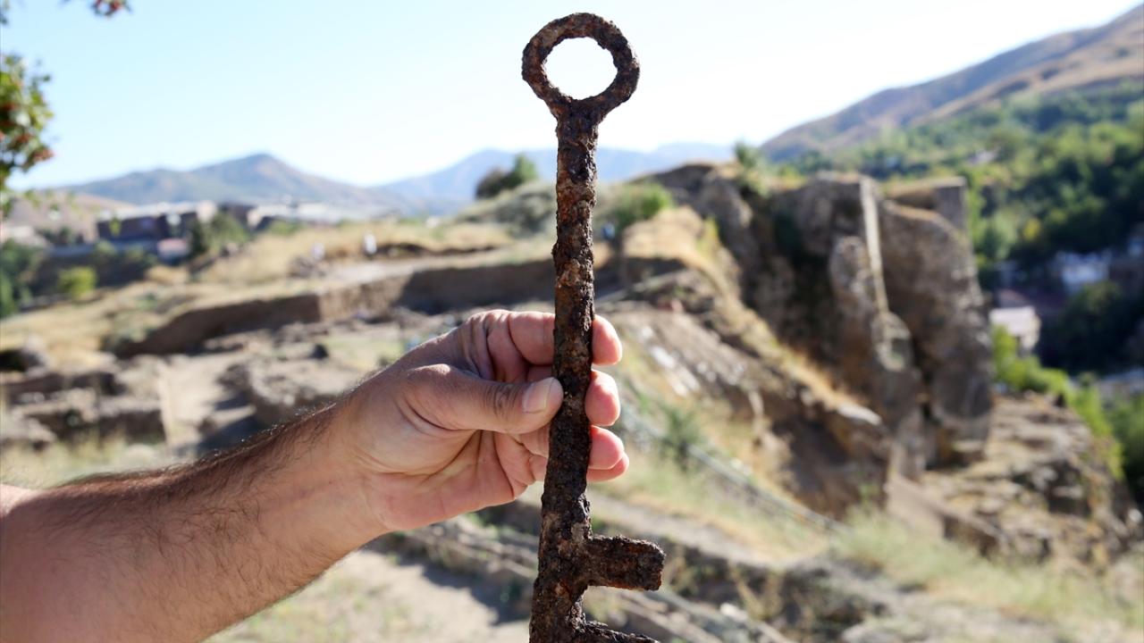 "Diğer anahtarlardan oldukça büyük"