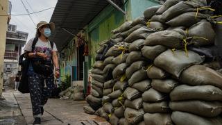 Hong Kong'da "Süper Tayfun Ragasa" alarmı
