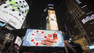 Türk simidi ve çayı, "Anadoludakiler" projesiyle Times Meydanı'na taşındı