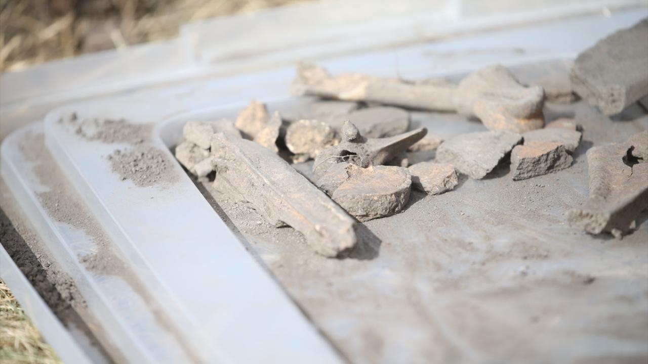 "Buluntular, Geç Tunç-Erken Demir Çağı`na ait olduğunu gösteriyor"