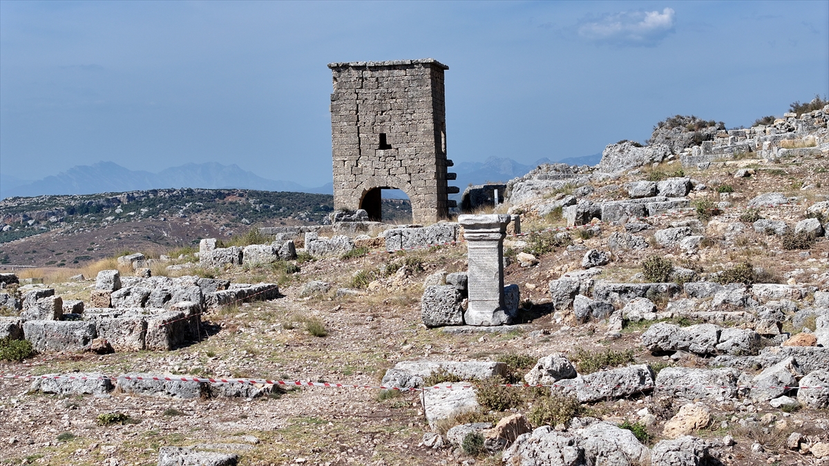 Kenti için 300 bin gümüş para harcamış