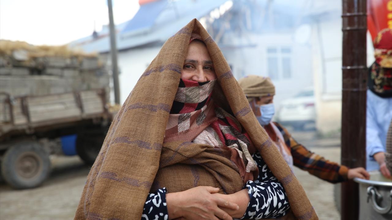 "Bundan önce evden dışarı çıkmıyorduk"