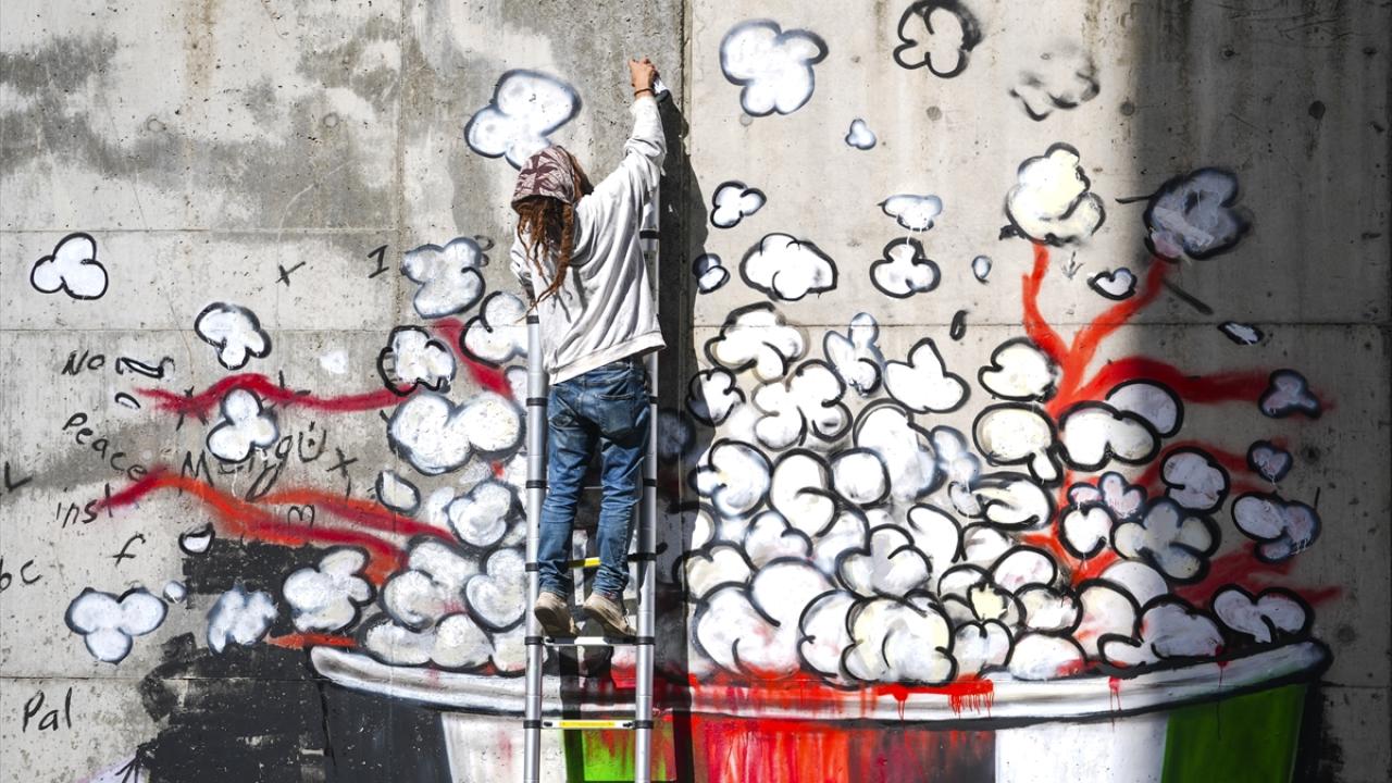 "Filistin`de yaşananlara dünyanın seyirci kalmasını buradan görmek istedim"