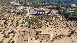 Tralleis Antik Kenti'nde 2 bin yıllık villalar bulundu