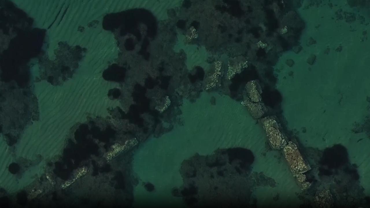 Çanakkale’de arkeologlar denizin içindeki duvar kalıntısının izini sürüyor
