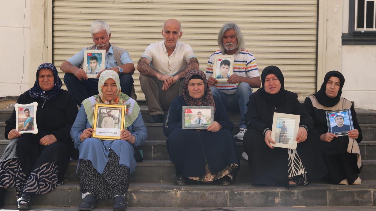 Diyarbakır anneleri evlatlarına kavuşmak istiyor