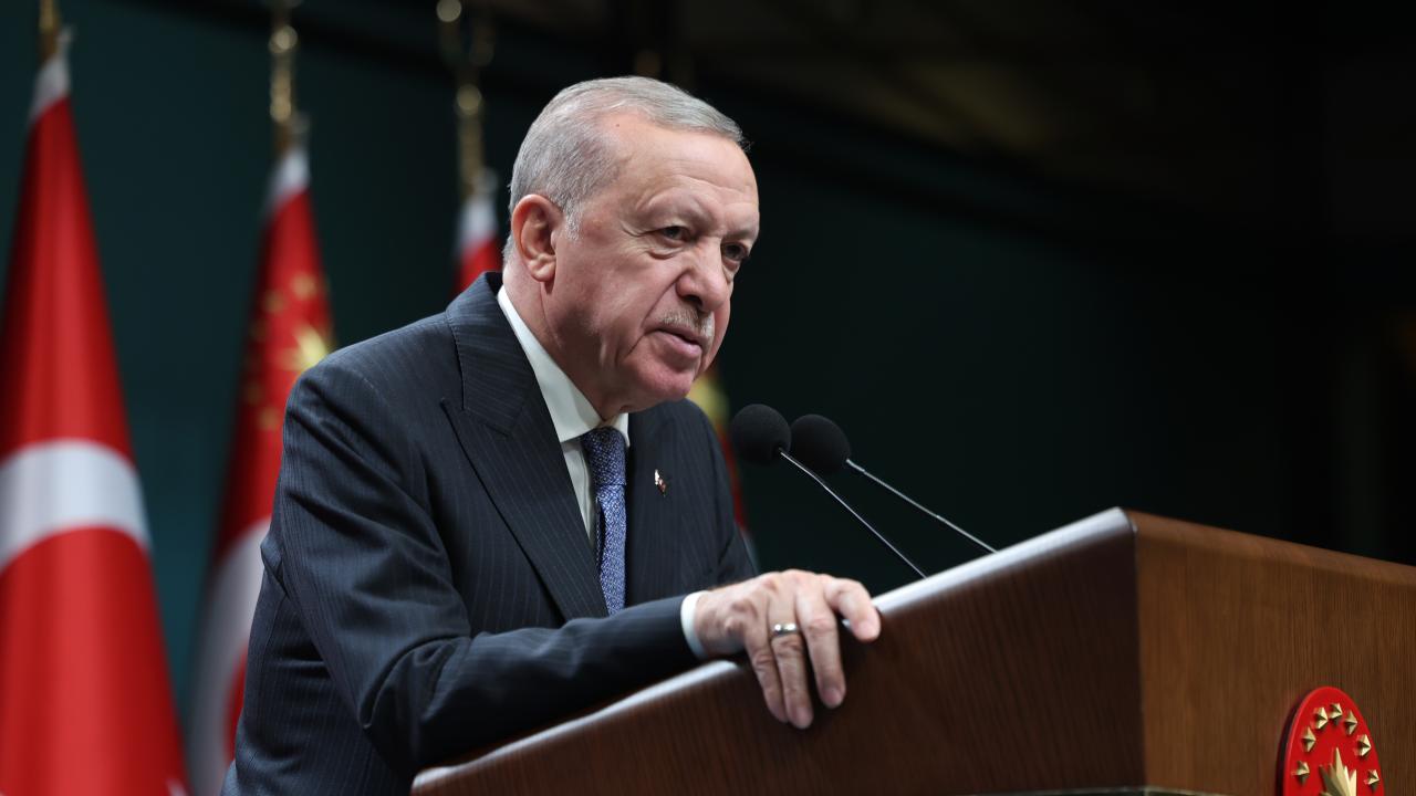 Cumhurbaşkanı Erdoğan: Filistin halkının yanında dimdik duruyoruz