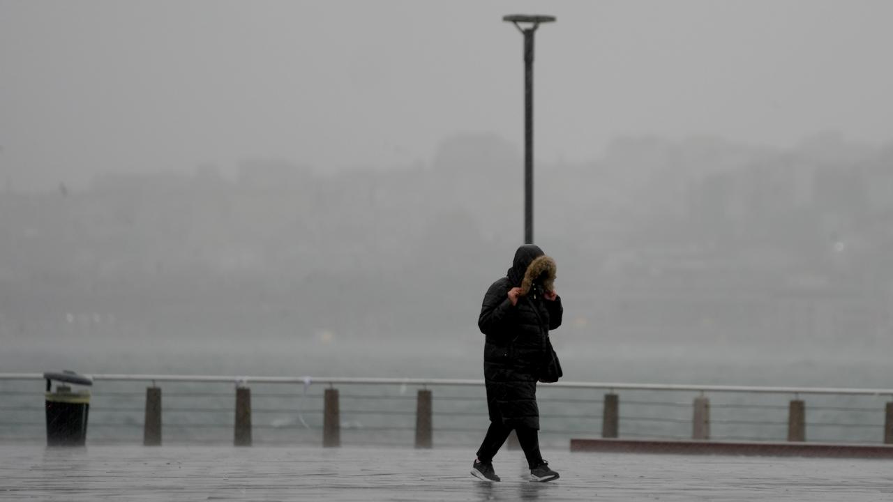 İstanbul'da yarın akşamdan itibaren sağanak bekleniyor