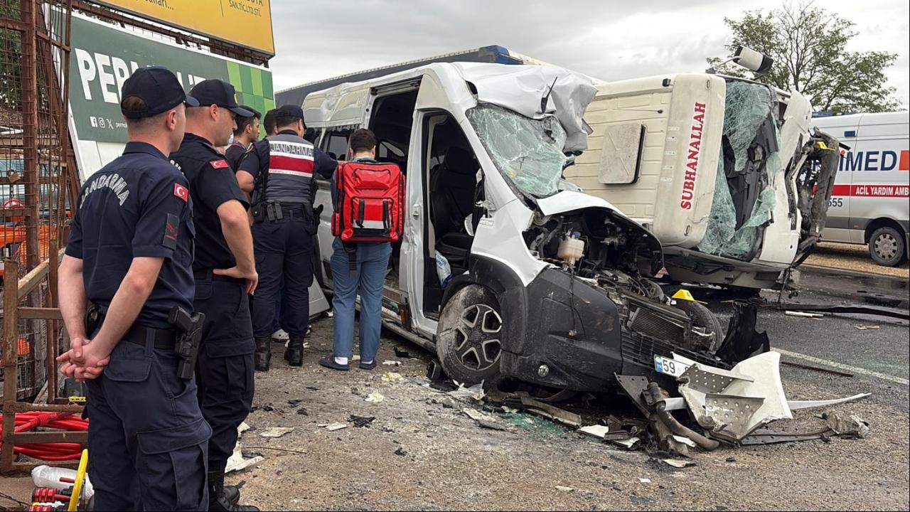 Tekirdağ’da feci kaza: 3 ölü, 7 yaralı