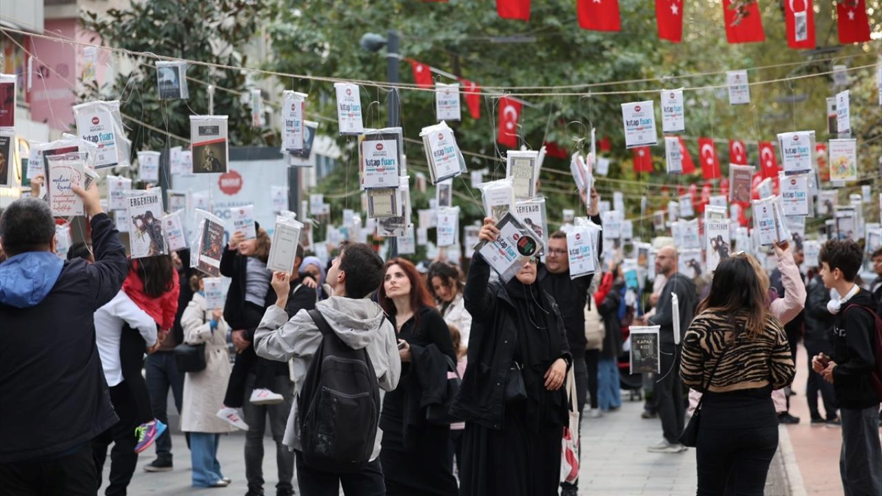 Kocaeli’de asırlık çınar ağaçları “kitap açtı”