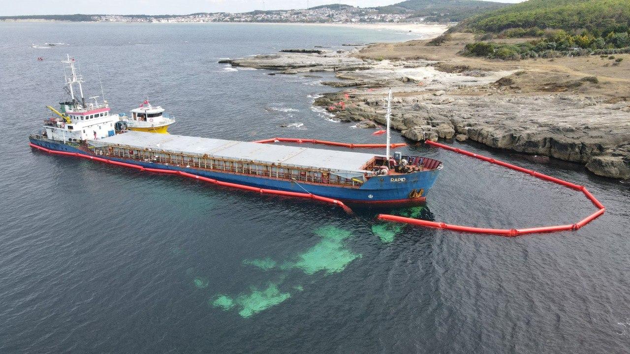Kocaeli’de karaya oturan kuru yük gemisini kurtarmak için çalışma başlatılacak