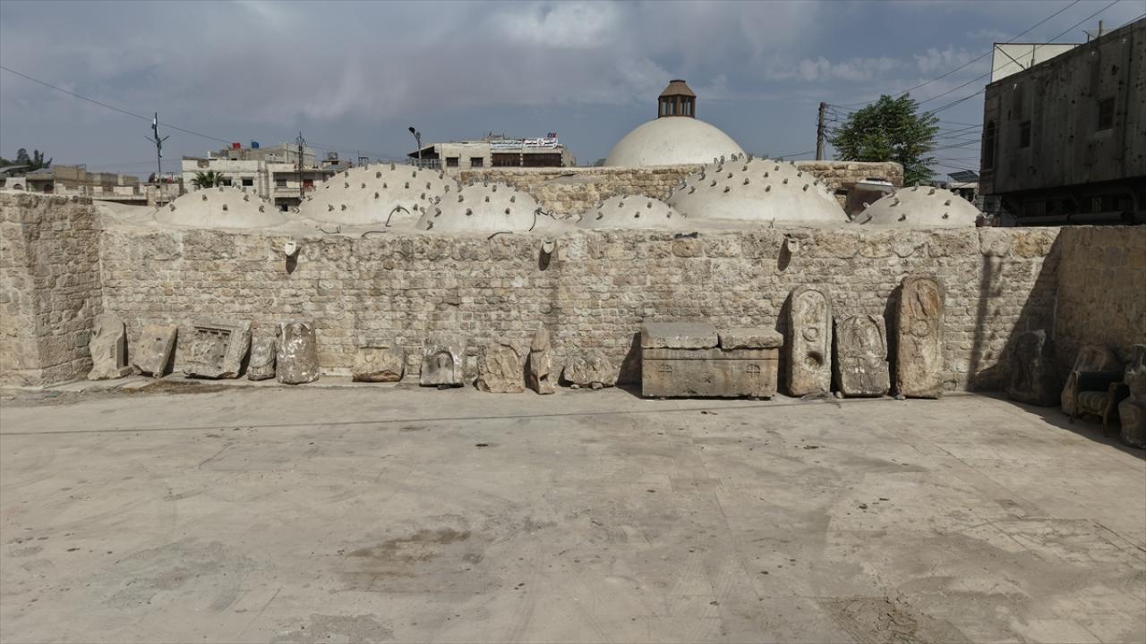 Asırlık Osmanlı Hamamı, Münbiç'in kültürel mirası olarak yerini koruyor