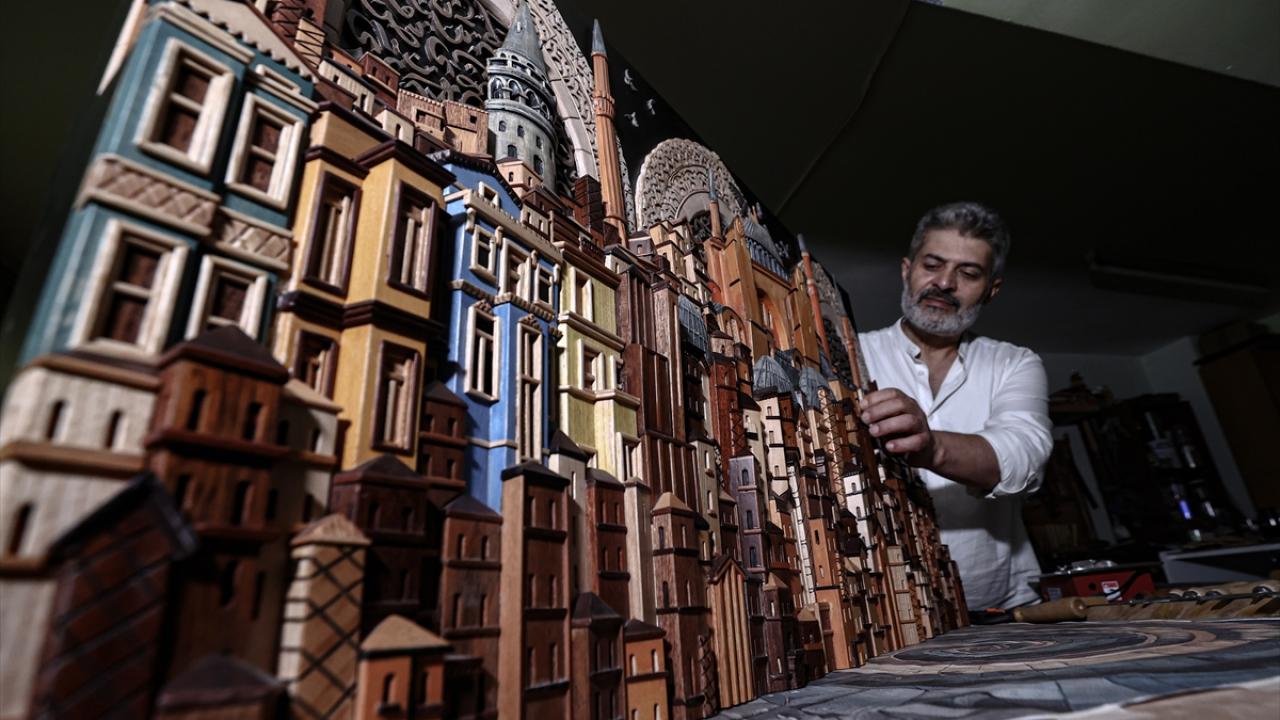 Farklı sanat dallarının birleşimiyle ortaya çıkan "neva" ile ahşap eserler üretiyor