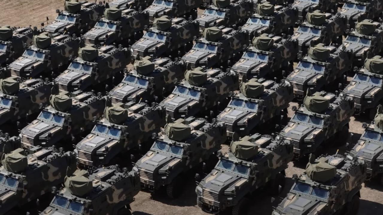 Türk zırhlısı Macaristan'da sahaya çıktı, sayısı 5'e katlanacak