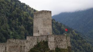 Rize'deki Zil Kale 8 ayda 140 bin ziyaretçi ağırladı