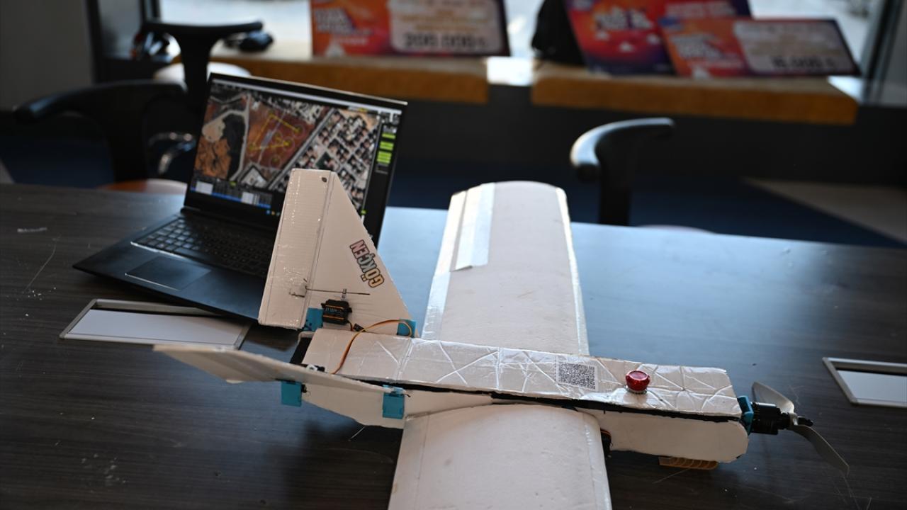 "Bizim göklere karşı büyük bir sevdamız var"