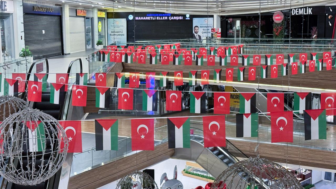 İstanbul’da bazı AVM’lerdeki mağazalardan Gazze’ye destek