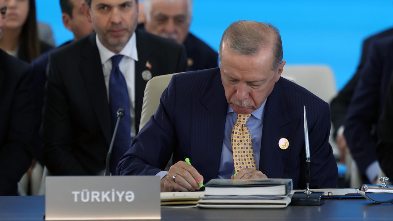 Cumhurbaşkanı Erdoğan, Türk Devletleri Teşkilatı Zirvesi’nde bildiri ve kararlar imzaladı