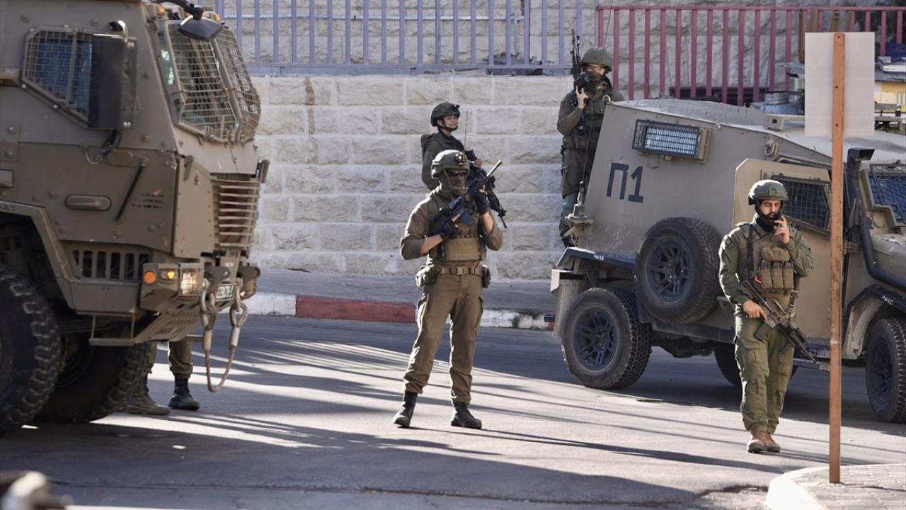 katil israil aa 2404947