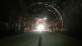Ankara-İzmir YHT hattı kapsamında yapılan Köroğlu Tüneli'nde ışık göründü