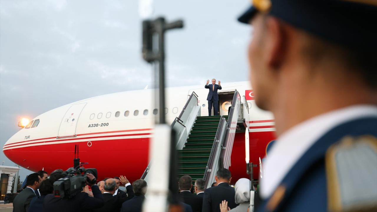 Cumhurbaşkanı Erdoğan, Azerbaycan’dan ayrıldı