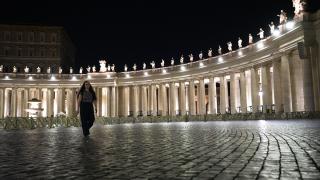 Vatikan Müzesi ve Aziz Petrus Bazilikası, ziyaretçilerin ilgisini çekiyor