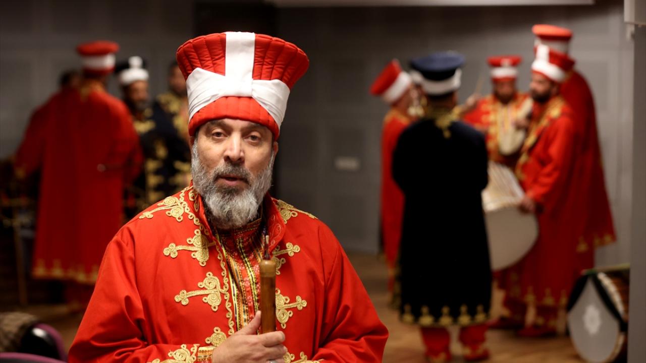 "Mehter farklı bir duygudur"