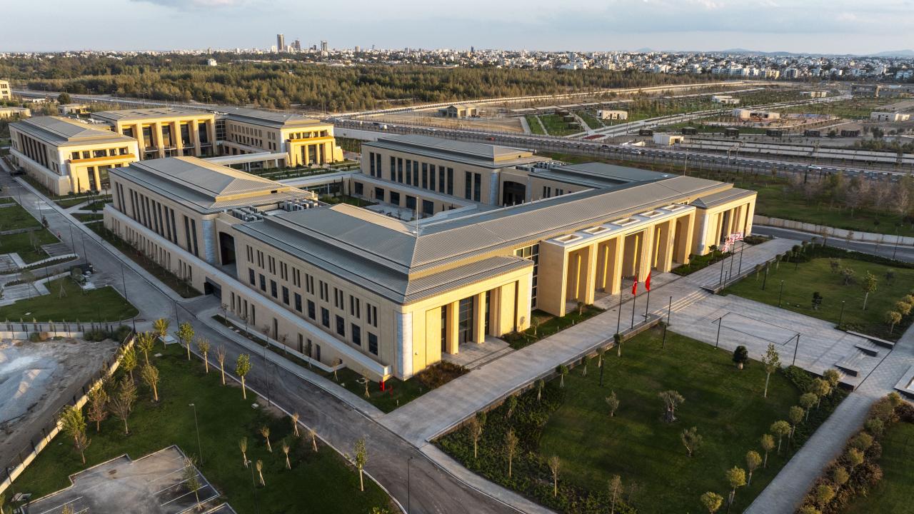  Projenin ilk etabında Cumhurbaşkanlığı ve Cumhuriyet Meclisi binaları hizmete alındı