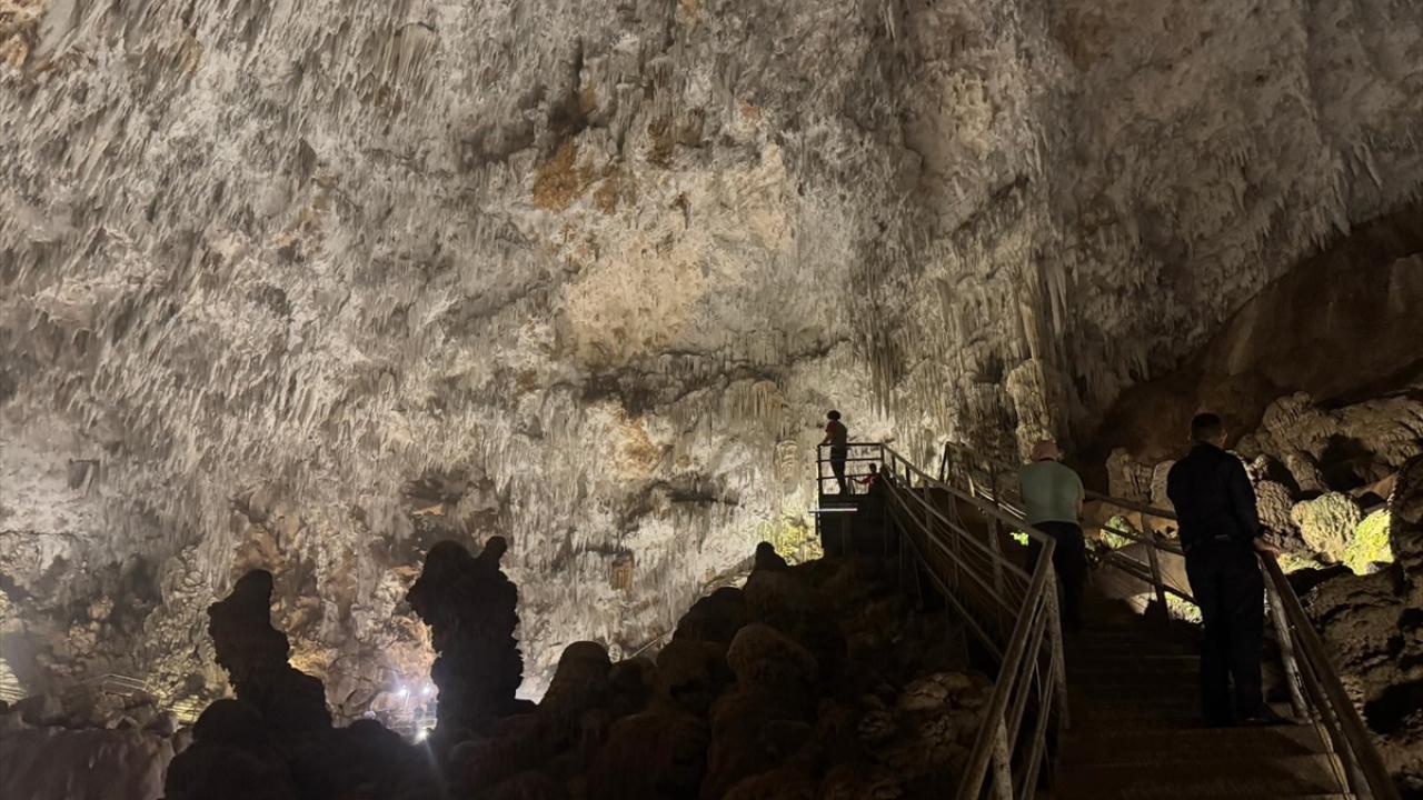 Sarıkaya Mağarası